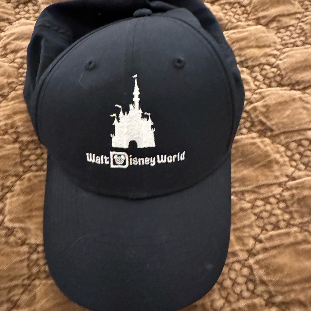 Disney World Black Nike Cap 🖤